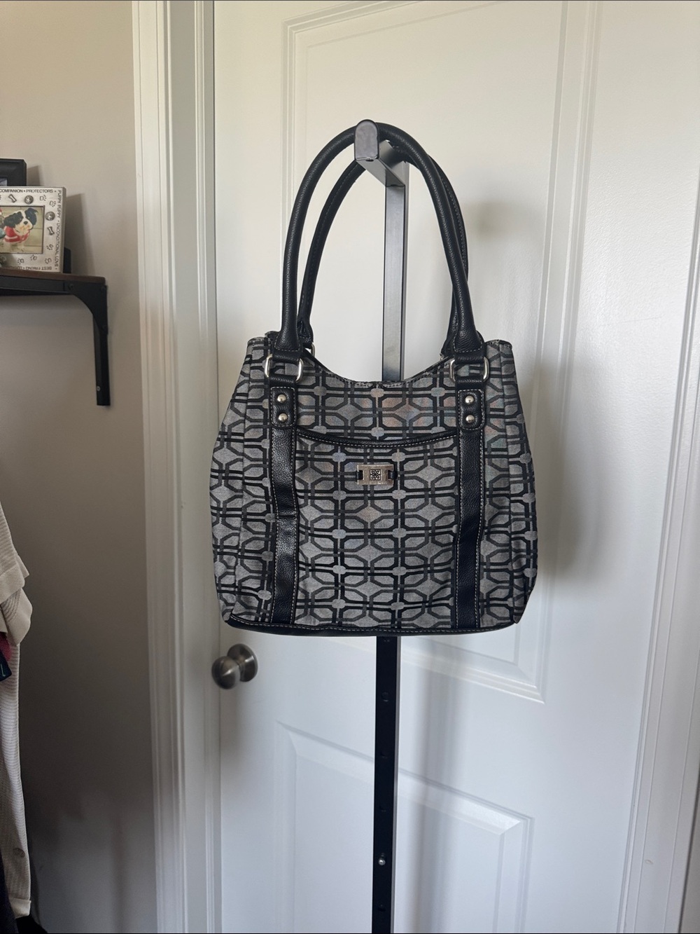 Black and Gray Patterned Tote Bag